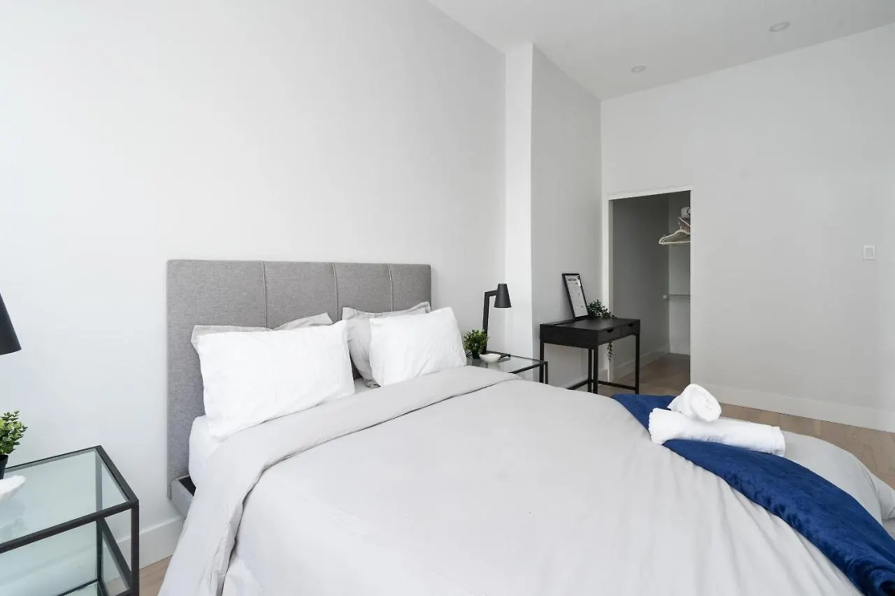 Bakan - The S&D Hotel Montreal 0*,