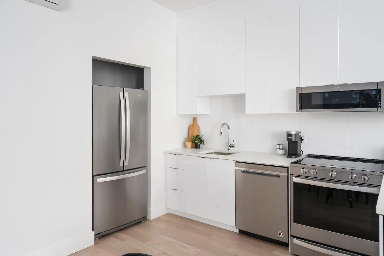 Bakan - The S&D Hotel Montreal