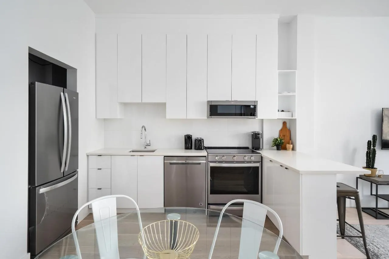 Bakan - The S&D Hotel Montreal