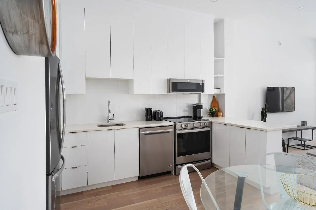 Bakan - The S&D Hotel Montreal