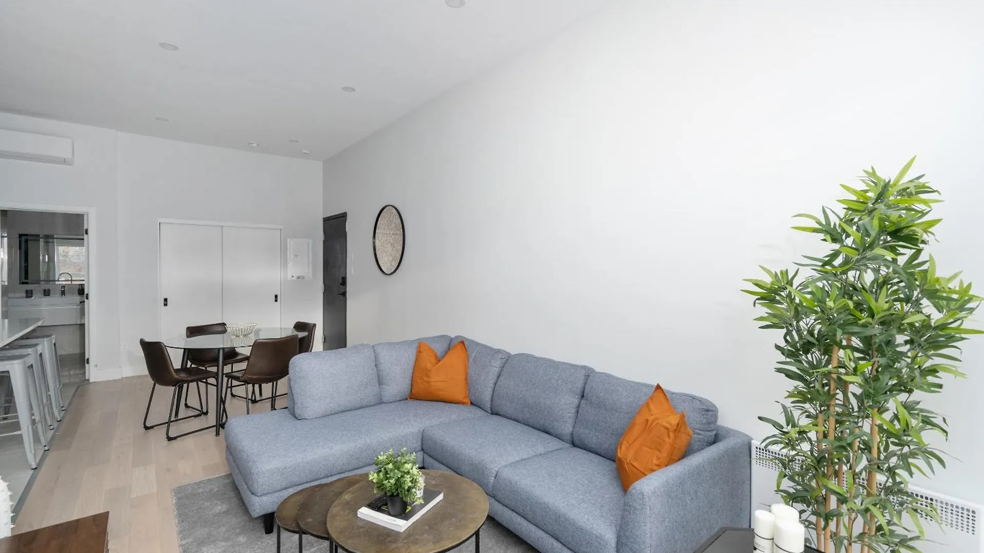Bakan - The S&D Hotel Montreal Apartment